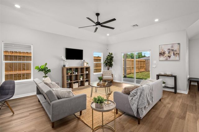 14307 Laredo Street, Houston, TX 77015