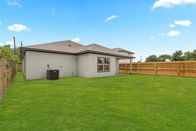 14307 Laredo Street, Houston, TX 77015