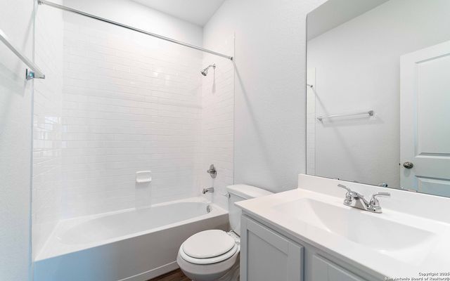 9019 Gilly Park, Converse, TX 78109
