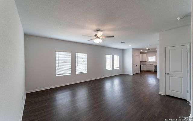 9019 Gilly Park, Converse, TX 78109