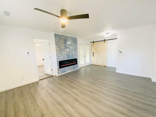 900 W Woodlawn Street, Springfield, MO 65803