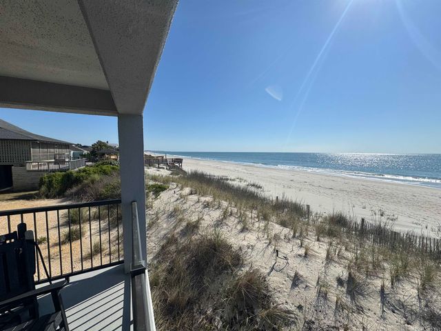 647 Norris Dr., Pawleys Island, SC 29585