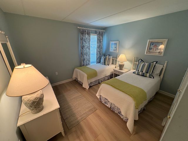 647 Norris Dr., Pawleys Island, SC 29585
