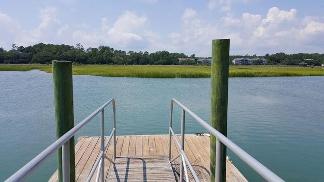 647 Norris Dr., Pawleys Island, SC 29585