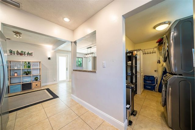 1501 SW 35th Ter, Fort Lauderdale, FL 33312