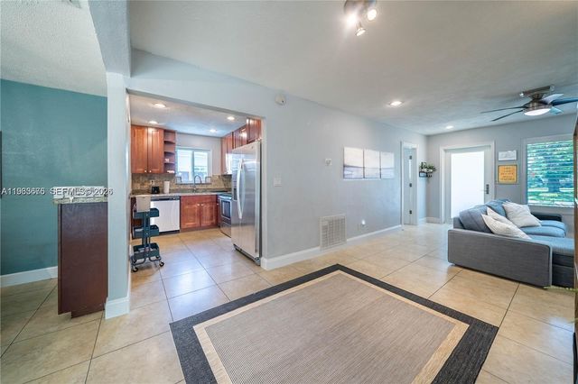 1501 SW 35th Ter, Fort Lauderdale, FL 33312