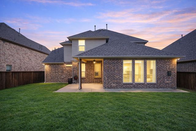 1404 Madrid Falls Drive, Mckinney, TX 75071