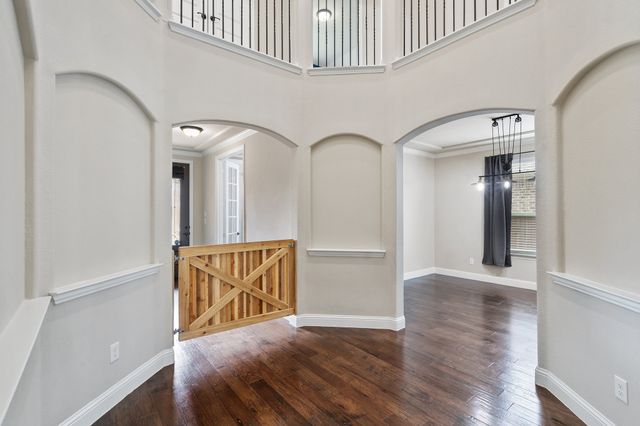 1404 Madrid Falls Drive, Mckinney, TX 75071