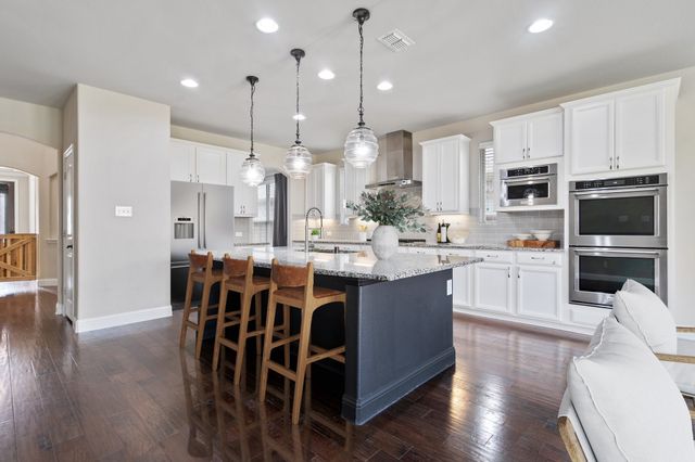 1404 Madrid Falls Drive, Mckinney, TX 75071