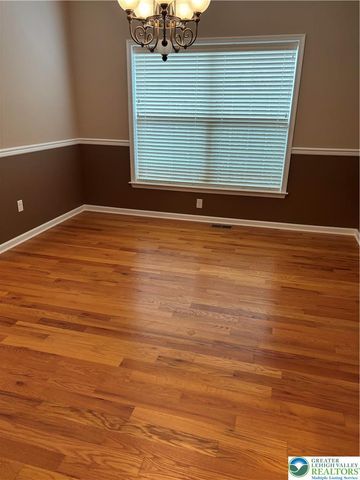 4741 Steeplechase Drive, Forks Twp, PA 18040