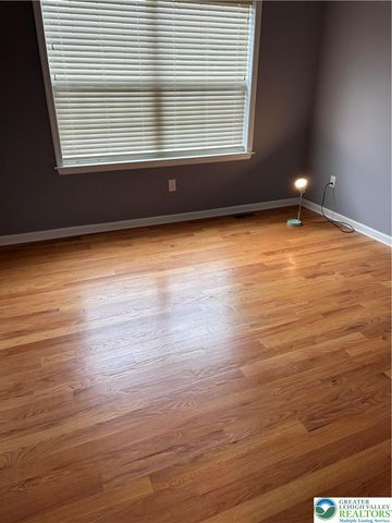 4741 Steeplechase Drive, Forks Twp, PA 18040