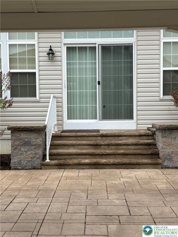 4741 Steeplechase Drive, Forks Twp, PA 18040