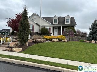 4741 Steeplechase Drive, Forks Twp, PA 18040