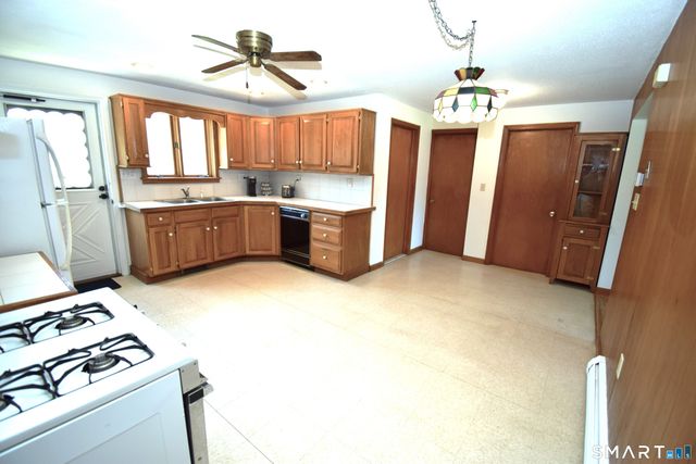 273 Horse Pond Road, Madison, CT 06443