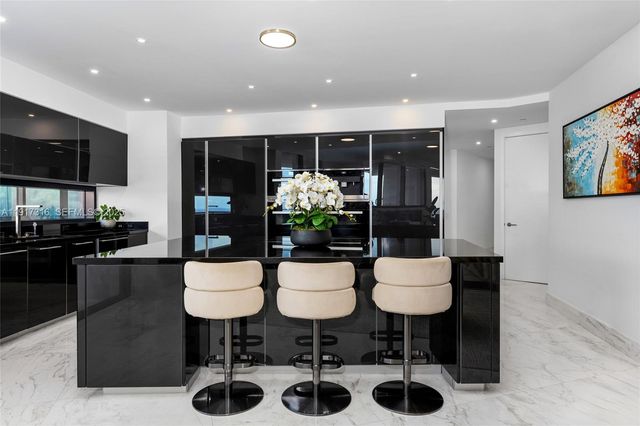 18555 Collins Ave 5501, Sunny Isles Beach, FL 33160