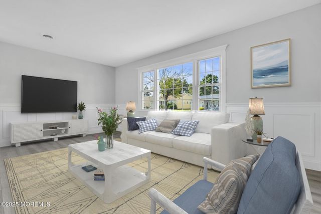 29 Carlisle Road, Toms River, NJ 08757