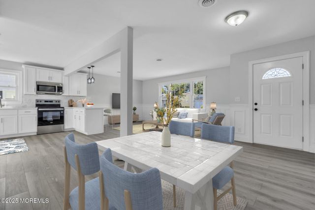 29 Carlisle Road, Toms River, NJ 08757