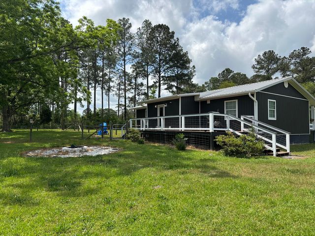 10712 US 331 N, Defuniak Springs, FL 32433