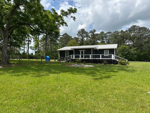 10712 US 331 N, Defuniak Springs, FL 32433