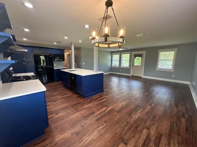 10712 US 331 N, Defuniak Springs, FL 32433