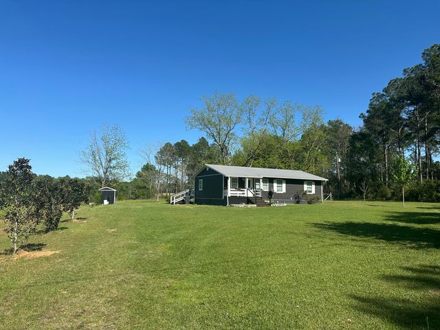 10712 US 331 N, Defuniak Springs, FL 32433