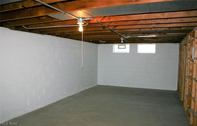 12020 Denver Drive, Parma, OH 44130
