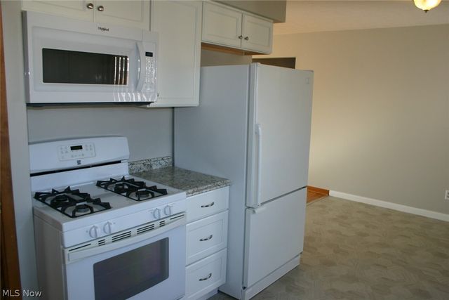 12020 Denver Drive, Parma, OH 44130