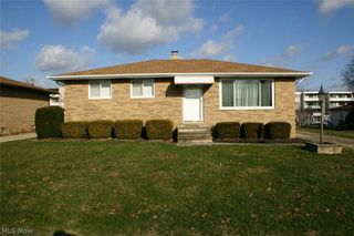 12020 Denver Drive, Parma, OH 44130
