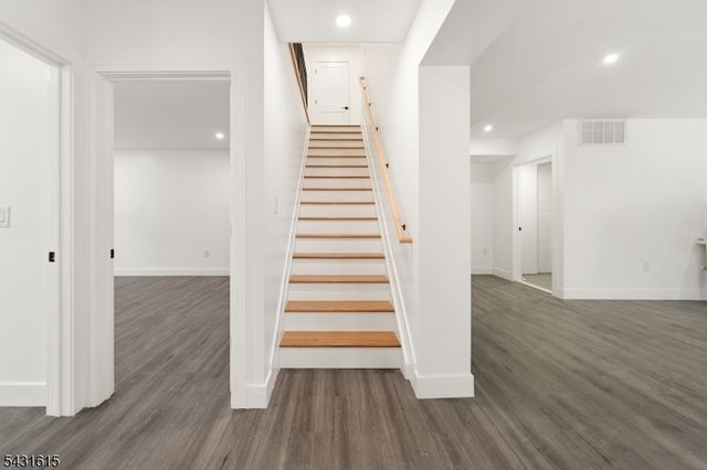 144 N 14Th St, East Orange City, NJ 07017