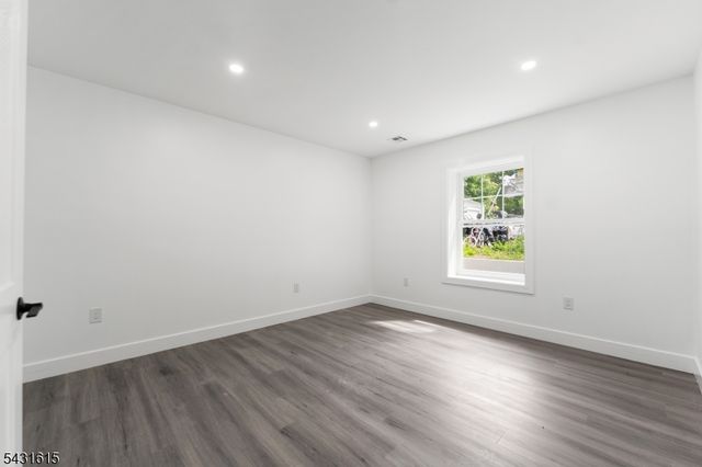 144 N 14Th St, East Orange City, NJ 07017