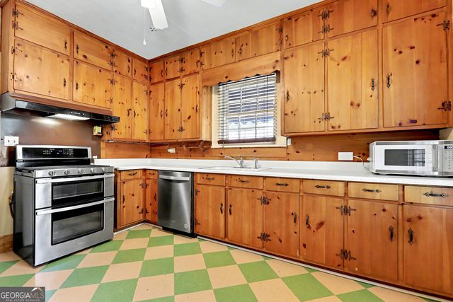 306 Tilney Avenue, Griffin, GA 30224