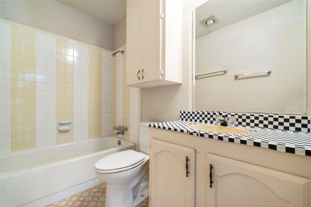 3125 Weather Vane Lane, Dallas, TX 75228