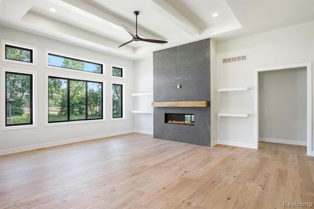 13851 Arthur Court, Washington, MI 48094