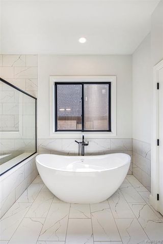 13851 Arthur Court, Washington, MI 48094