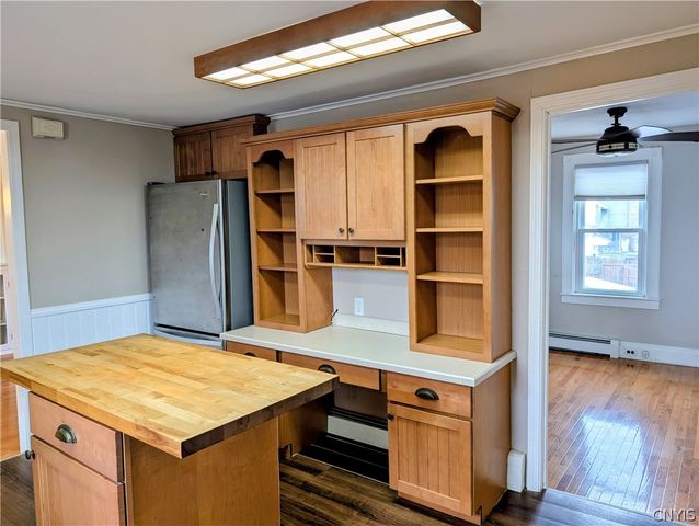 116 Berwick Road North, Salina, NY 13208