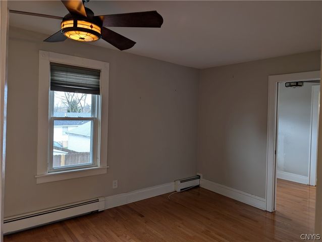 116 Berwick Road North, Salina, NY 13208