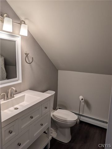 116 Berwick Road North, Salina, NY 13208