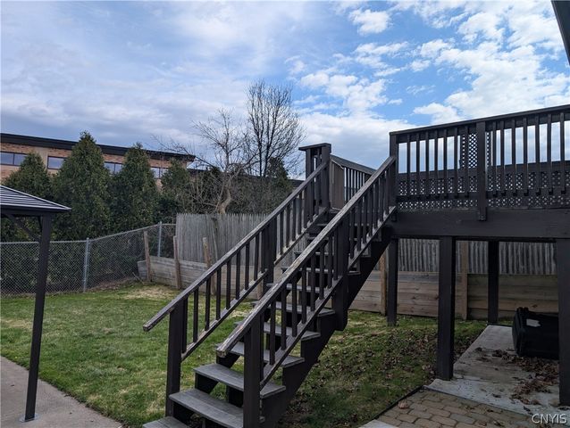 116 Berwick Road North, Salina, NY 13208