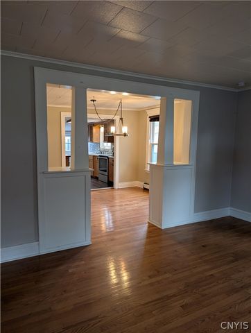 116 Berwick Road North, Salina, NY 13208