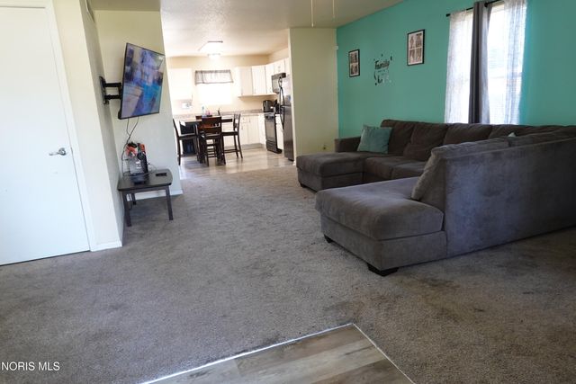 2027 Ketner Avenue, Toledo, OH 43613