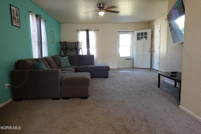 2027 Ketner Avenue, Toledo, OH 43613