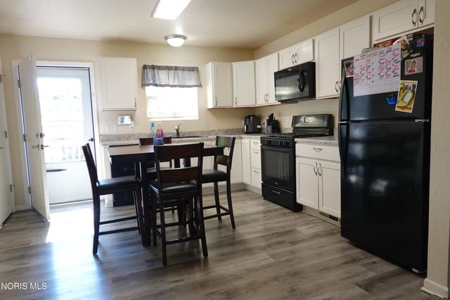 2027 Ketner Avenue, Toledo, OH 43613