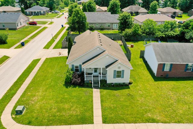 322 Village Drive, Berea, KY 40403