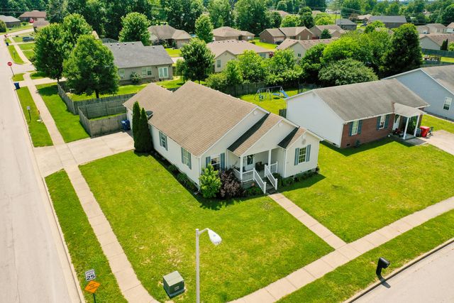 322 Village Drive, Berea, KY 40403