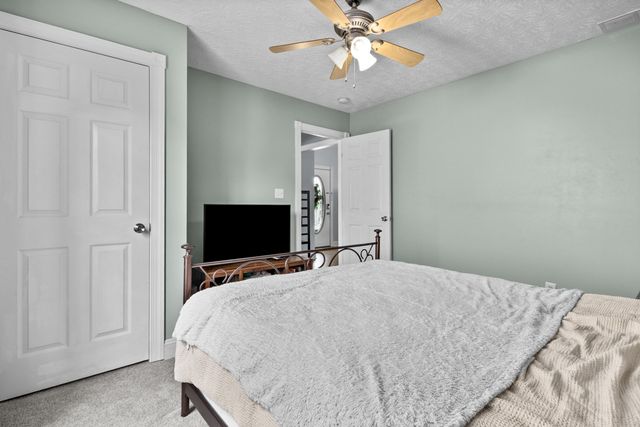 322 Village Drive, Berea, KY 40403