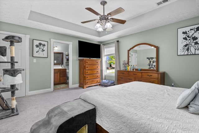 322 Village Drive, Berea, KY 40403