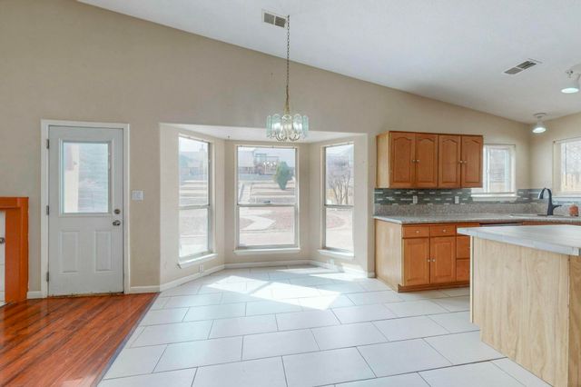 7739 RIDGEVIEW Drive NW, Albuquerque, NM 87120