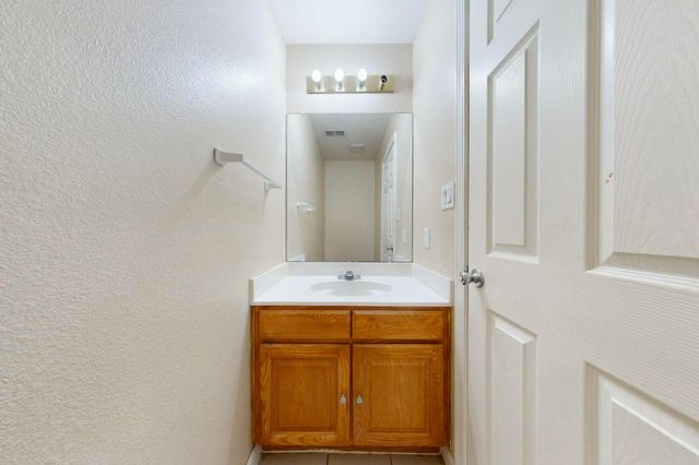 7739 RIDGEVIEW Drive NW, Albuquerque, NM 87120