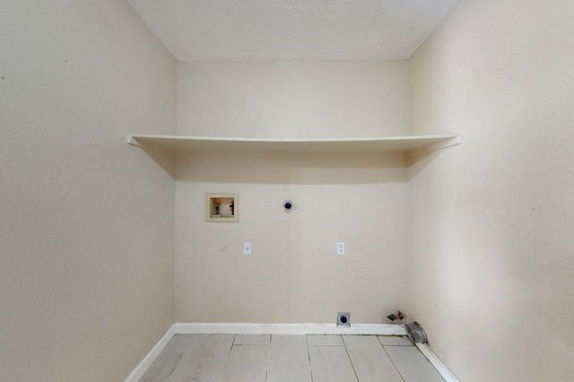 7739 RIDGEVIEW Drive NW, Albuquerque, NM 87120