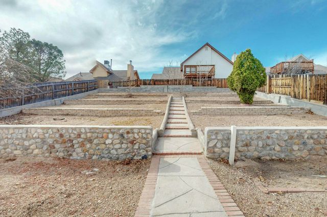 7739 RIDGEVIEW Drive NW, Albuquerque, NM 87120